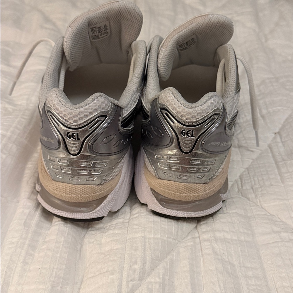 Adidas Gel Kayano 14, women’s 10 - Picture 3 of 5